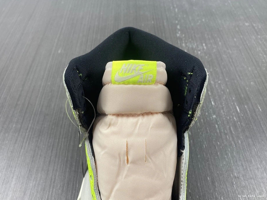 1 Volt Retro OG Air Jordan High 555088-702 Visionaire 0330